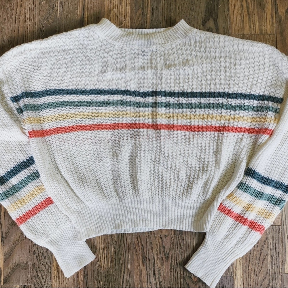 Rue21 Multi Color & White Crew Neck Sweater with Ribbed Texture